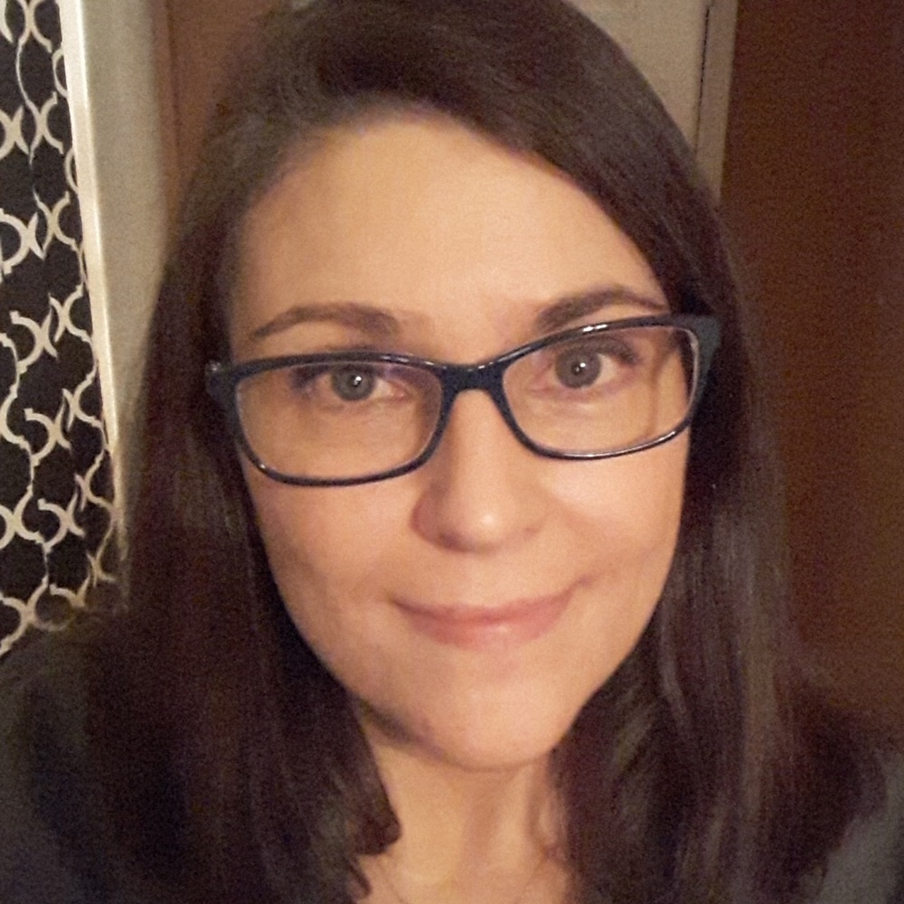Meet your Posher, Laura